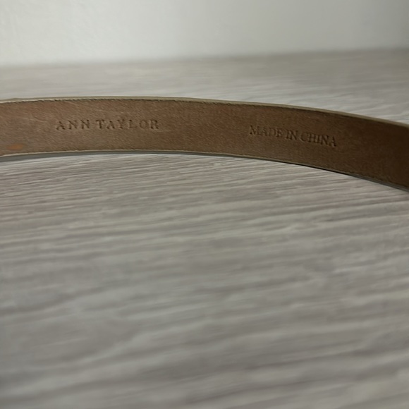 Ann Taylor Leather Belt, Size S - Picture 7 of 9
